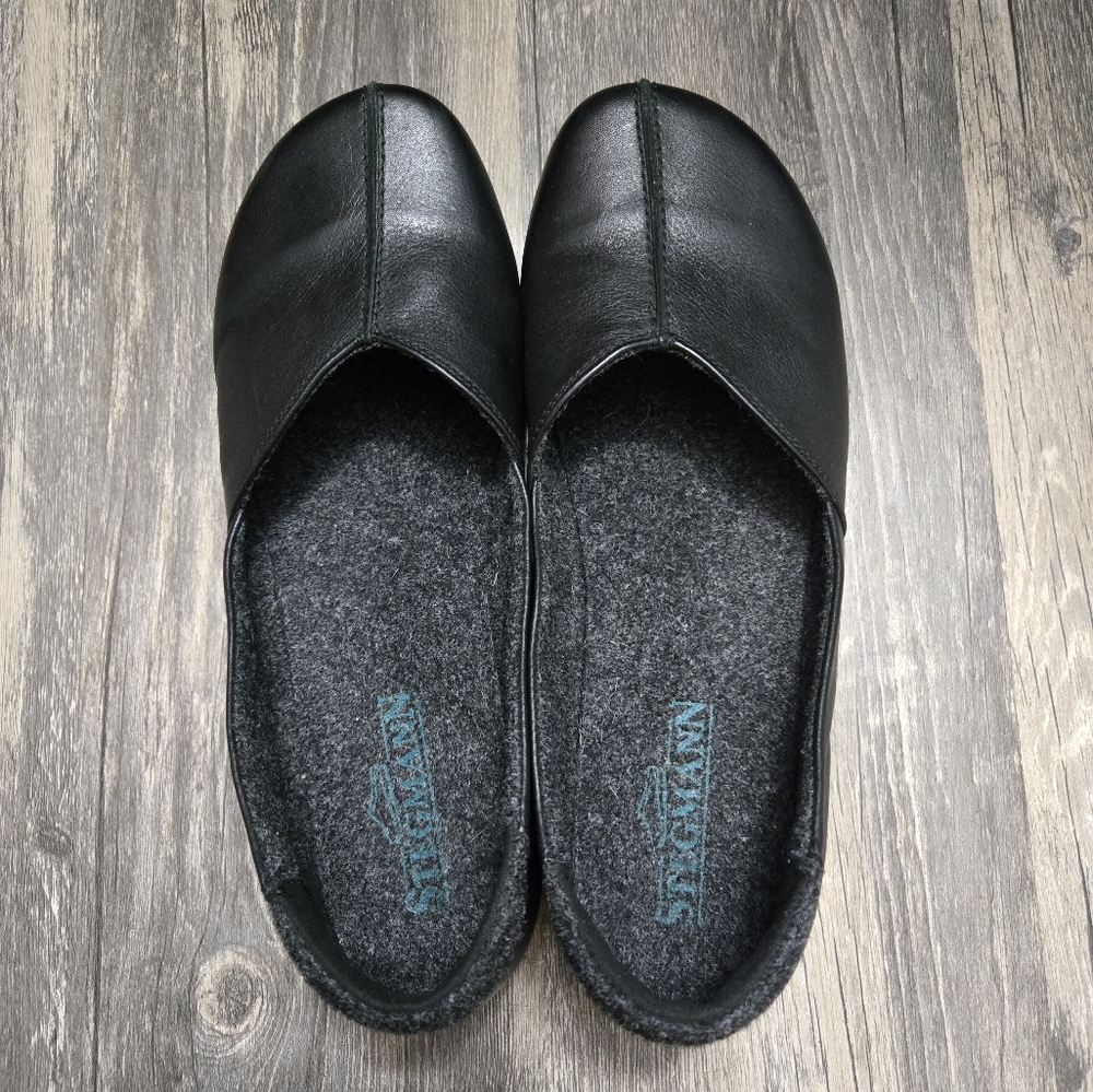 Stegmann 'Liesl' Leather Skimmer